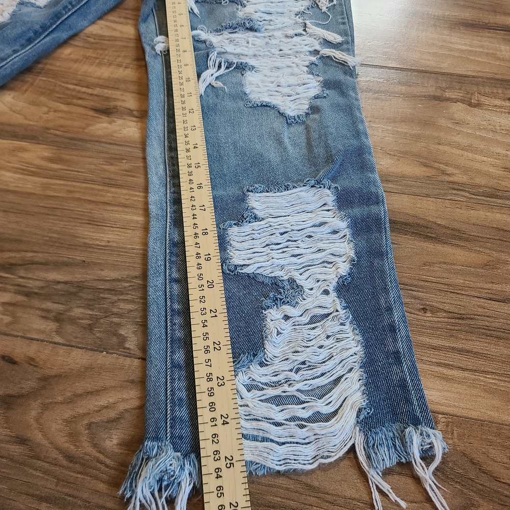 Cello Distressed Light Blue Women's Ripped Skinny Jeans Size 11 *sold* - Picture 5 of 7